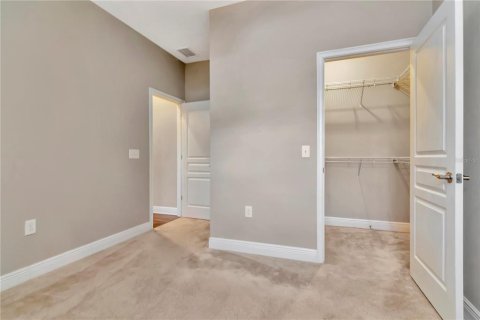 House in Tampa, Florida 3 bedrooms, 162.76 sq.m. № 1876104 - photo 23