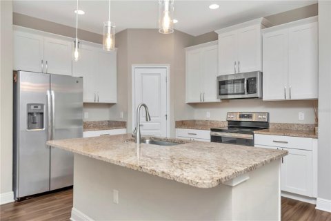 House in Tampa, Florida 3 bedrooms, 162.76 sq.m. № 1876104 - photo 13