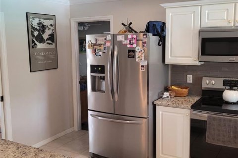 House in Orlando, Florida 3 bedrooms, 179.21 sq.m. № 1755027 - photo 4