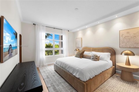 Condominio en alquiler en Key Biscayne, Florida, 2 dormitorios, 121.7 m2 № 1980991 - foto 17