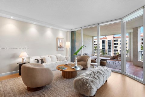 Condominio en alquiler en Key Biscayne, Florida, 2 dormitorios, 121.7 m2 № 1980991 - foto 9