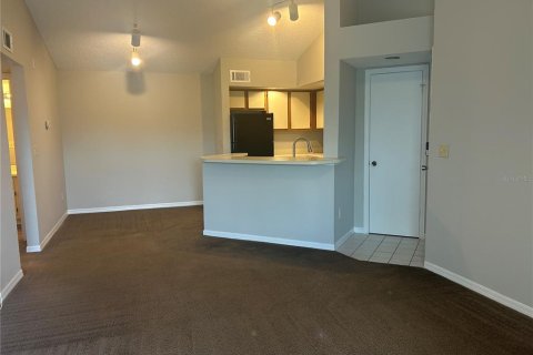 Condo in Orlando, Florida, 1 bedroom  № 1354956 - photo 5