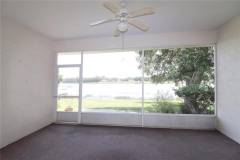 House in Leesburg, Florida 2 bedrooms, 145.95 sq.m. № 2394284 - photo 20