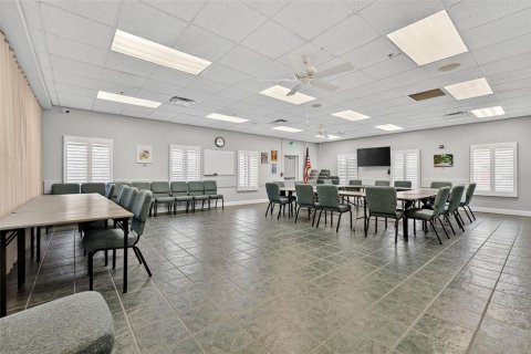 House in Leesburg, Florida 2 bedrooms, 145.95 sq.m. № 2394284 - photo 30