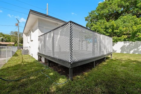 Купить виллу или дом в Майами, Флорида 3 спальни, 91.14м2, № 1943502 - фото 26