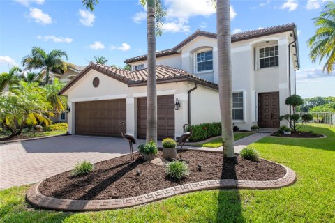 House in Miramar, Florida 5 bedrooms, 281.87 sq.m. № 2185403 - photo 6