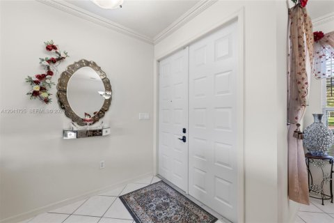 House in Miramar, Florida 5 bedrooms, 281.87 sq.m. № 2185403 - photo 8