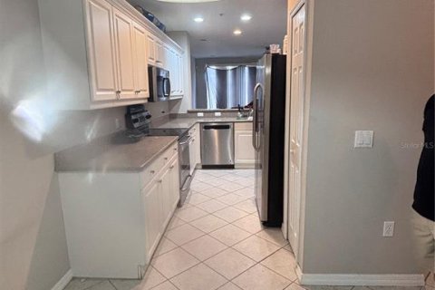Townhouse in Bradenton, Florida 3 bedrooms, 151.24 sq.m. № 1908956 - photo 3