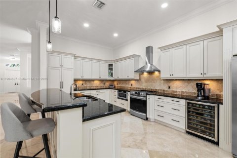 Купить виллу или дом в Уэстон, Флорида 4 спальни, 248.42м2, № 1955934 - фото 23