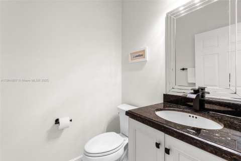 Купить виллу или дом в Уэстон, Флорида 4 спальни, 248.42м2, № 1955934 - фото 27