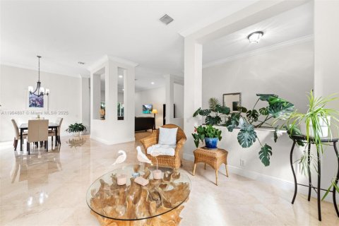 Купить виллу или дом в Уэстон, Флорида 4 спальни, 248.42м2, № 1955934 - фото 11