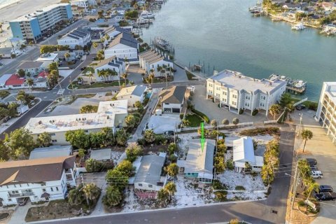 Terreno en venta en Treasure Island, Florida № 2128643 - foto 14