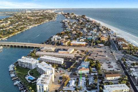 Terreno en venta en Treasure Island, Florida № 2128643 - foto 3