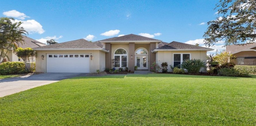 House in Bradenton, Florida 4 bedrooms, 253.44 sq.m. № 1635020