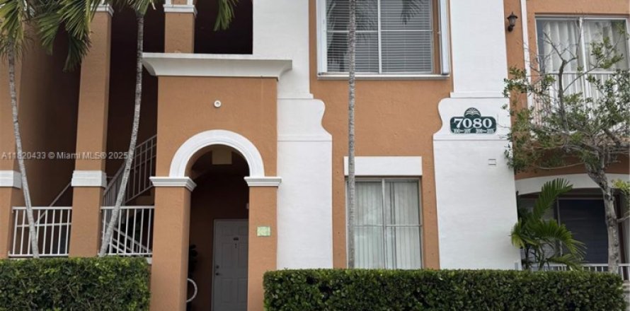 Condo à Hialeah, Floride, 2 chambres № 1779761