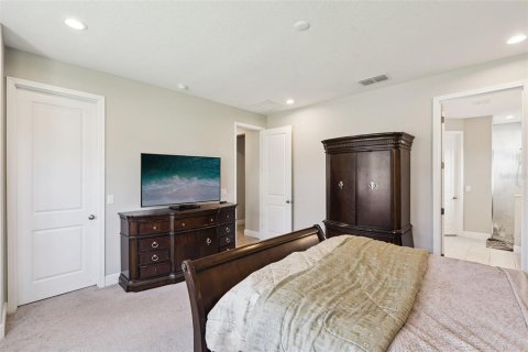House in Clermont, Florida 4 bedrooms, 263.47 sq.m. № 2106833 - photo 20