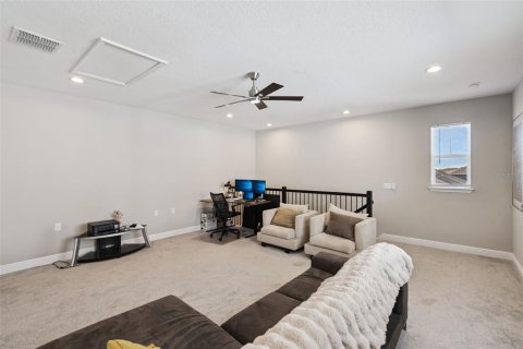 House in Clermont, Florida 4 bedrooms, 263.47 sq.m. № 2106833 - photo 16