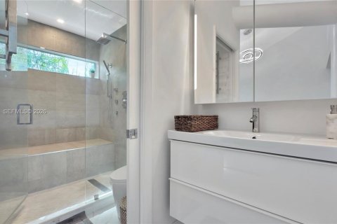 Купить кондоминиум в Майами-Бич, Флорида 2 спальни, 128.3м2, № 1996494 - фото 16