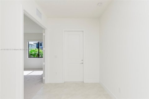 House in Ave Maria, Florida 3 bedrooms № 1888757 - photo 6