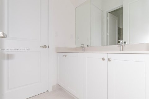 House in Ave Maria, Florida 3 bedrooms № 1888757 - photo 30