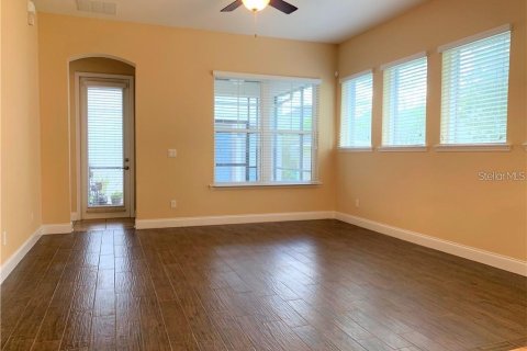 Villa ou maison à louer à Orlando, Floride: 4 chambres, 263.66 m2 № 2236065 - photo 9