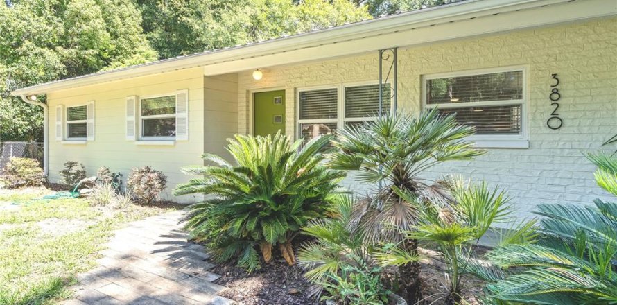 Villa ou maison à Gainesville, Floride 4 chambres, 90.02 m2 № 1879293