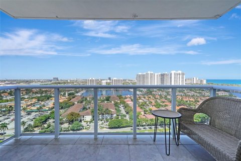 Condo in Aventura, Florida, 2 bedrooms  № 2090693 - photo 6