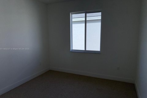 House in Homestead, Florida 4 bedrooms, 211.82 sq.m. № 1977582 - photo 14