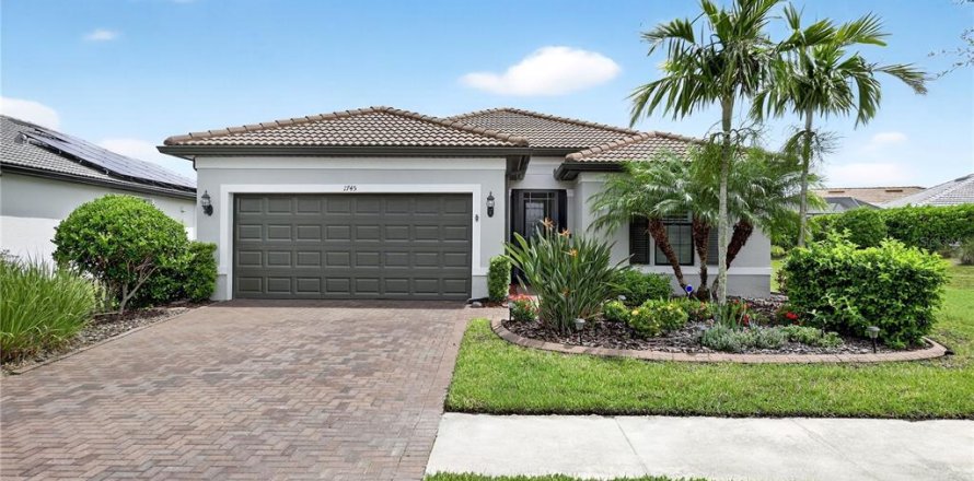 House in North Port, Florida 3 bedrooms, 185.53 sq.m. № 1902645