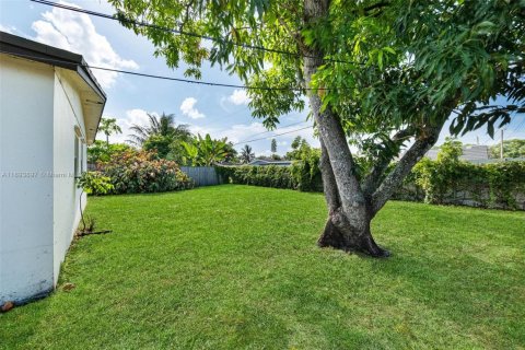 Villa ou maison à vendre à Lauderhill, Floride: 3 chambres, 93.65 m2 № 1945956 - photo 28