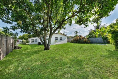 Villa ou maison à vendre à Lauderhill, Floride: 3 chambres, 93.65 m2 № 1945956 - photo 26