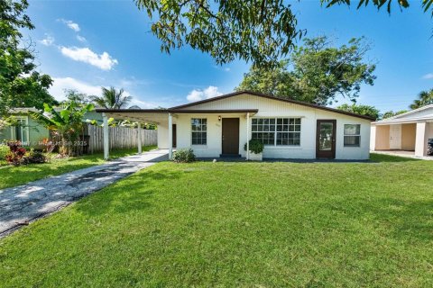 Villa ou maison à vendre à Lauderhill, Floride: 3 chambres, 93.65 m2 № 1945956 - photo 3