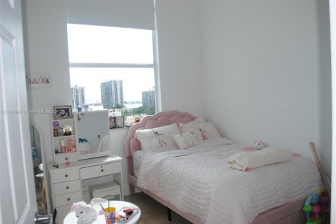 Copropriété à louer à Miami, Floride: 2 chambres, 77.02 m2 № 1982245 - photo 12