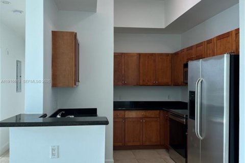 Copropriété à louer à Miami, Floride: 2 chambres, 77.02 m2 № 1982245 - photo 14