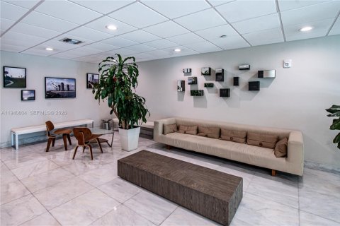 Copropriété à louer à Miami Beach, Floride: 1 chambre, 53.7 m2 № 1998006 - photo 3