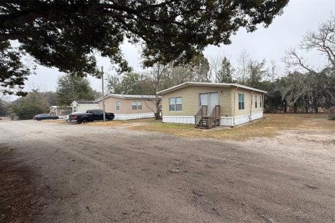 Immobilier commercial à vendre à Belleview, Floride: 1011.15 m2 № 2108692 - photo 4