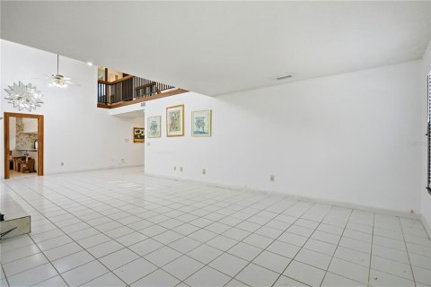 Villa ou maison à vendre à Lake Mary, Floride: 4 chambres, 262.26 m2 № 2416859 - photo 12