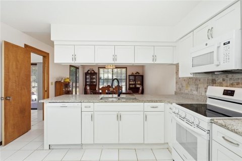 Villa ou maison à vendre à Lake Mary, Floride: 4 chambres, 262.26 m2 № 2416859 - photo 14