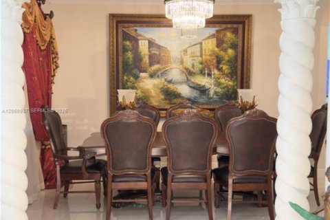 Villa ou maison à vendre à Homestead, Floride: 4 chambres, 301.56 m2 № 2191747 - photo 21