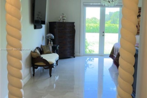 Villa ou maison à vendre à Homestead, Floride: 4 chambres, 301.56 m2 № 2191747 - photo 24