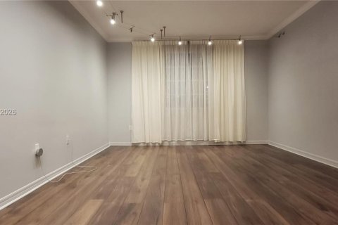 Кондоминиум с 1 спальней в Авентура, Флорида № 2025488