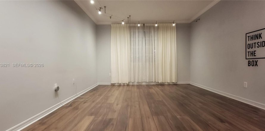 Кондоминиум с 1 спальней в Авентура, Флорида № 2025488