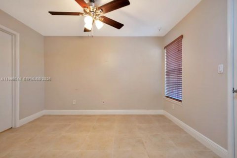 Снять в аренду кондоминиум в Делрей-Бич, Флорида 1 спальня, 52.03м2, № 2062577 - фото 14