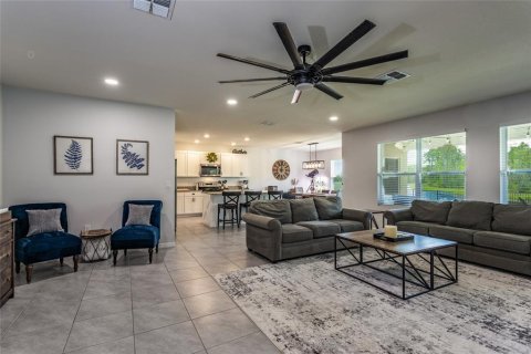 House in Ormond Beach, Florida 4 bedrooms, 216.83 sq.m. № 1651005 - photo 16