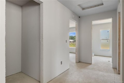 House in Inverness, Florida 3 bedrooms, 147.99 sq.m. № 2217459 - photo 24