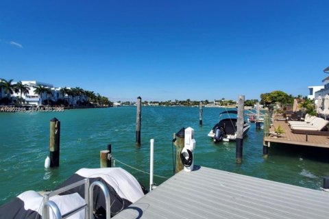 Adosado en alquiler en Miami Beach, Florida, 3 dormitorios, 151.62 m2 № 2066430 - foto 7