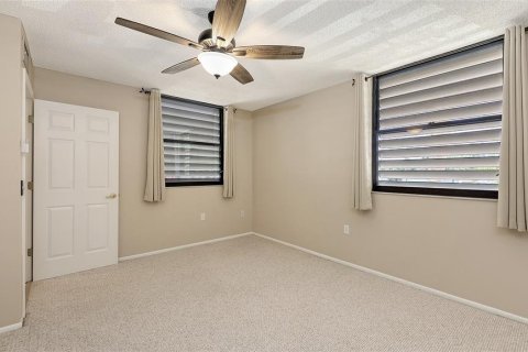 Condo in Bradenton, Florida, 2 bedrooms  № 1719486 - photo 30