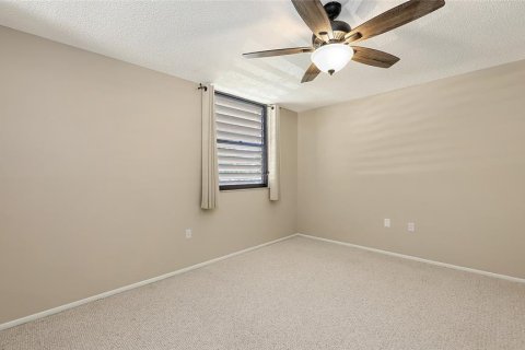 Condo in Bradenton, Florida, 2 bedrooms  № 1719486 - photo 27