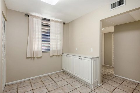 Condo in Bradenton, Florida, 2 bedrooms  № 1719486 - photo 7