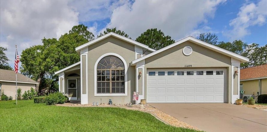 Casa en Spring Hill, Florida 2 dormitorios, 161.28 m2 № 1831370